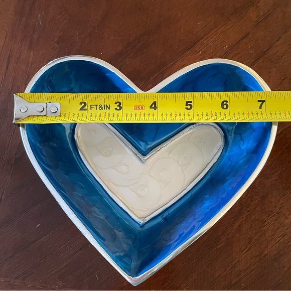 SouvNear Valentine’s Day Love Bowl Blue Heart Shaped Aluminum Serving Candy Dish - Picture 8 of 9